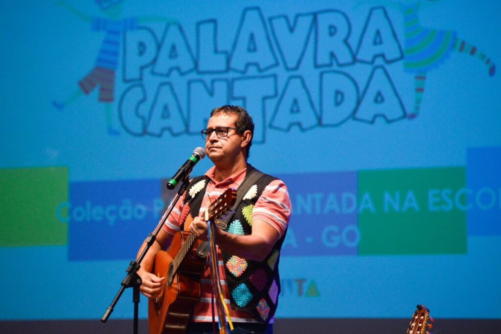 Rogério Cruz lança projeto que aproxima músicas infantis populares dos alunos da rede municipal de ensino, em Goiânia – Prefeitura de Goiânia